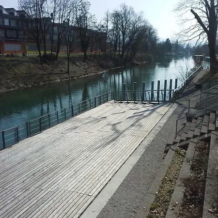 吾卢布尔雅那一室公寓 * 卢布尔雅那